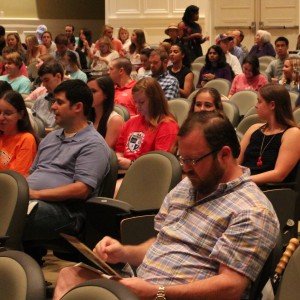 SST grad student Frank Kossen in the foreground.