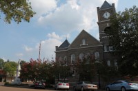 Photo by Jodi Skipper of Sumner County Courthouse.